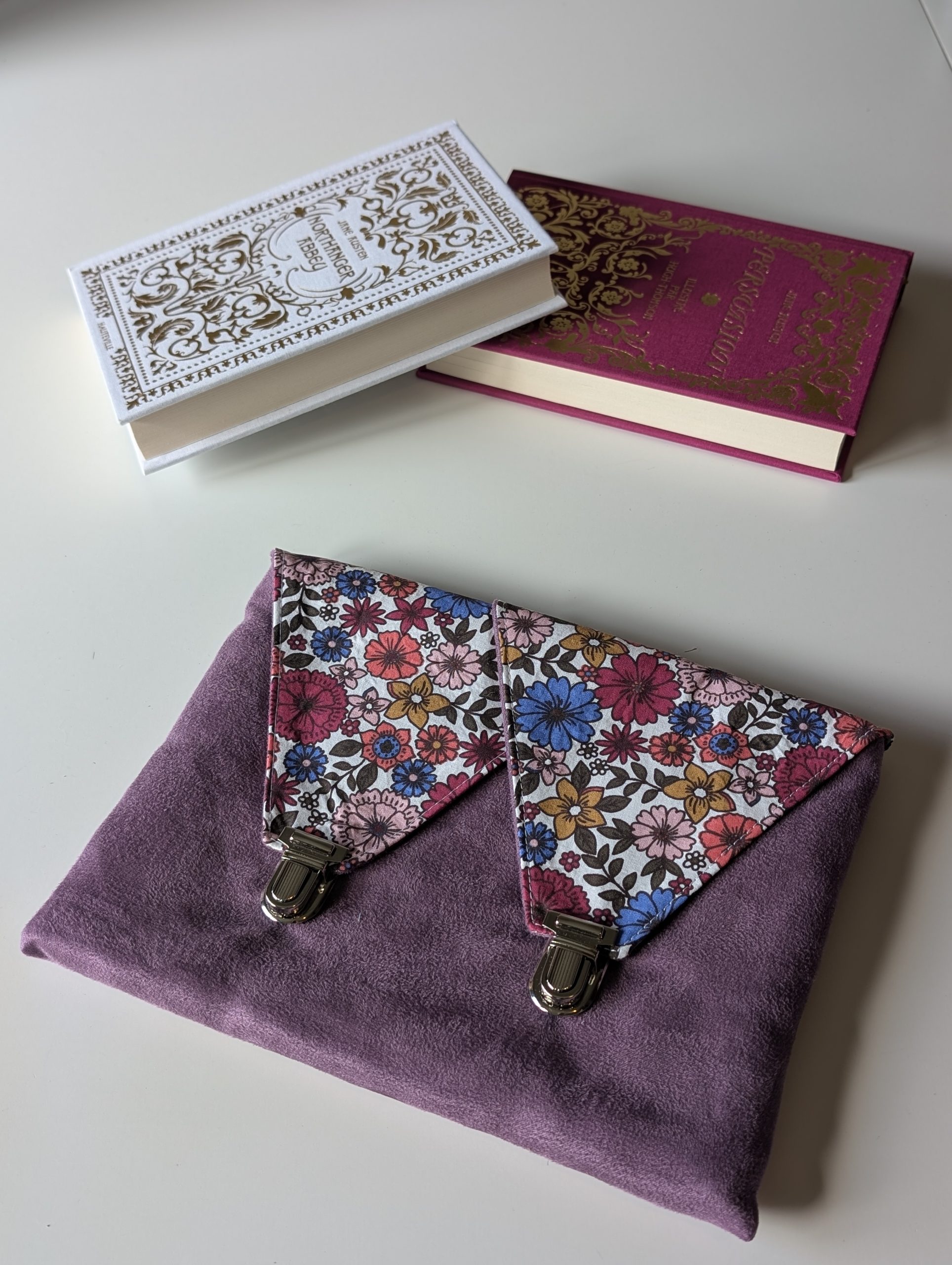 Sac-Pochette 2-en-1 — Suédine Violette & Jardin Fleuri – Image 3