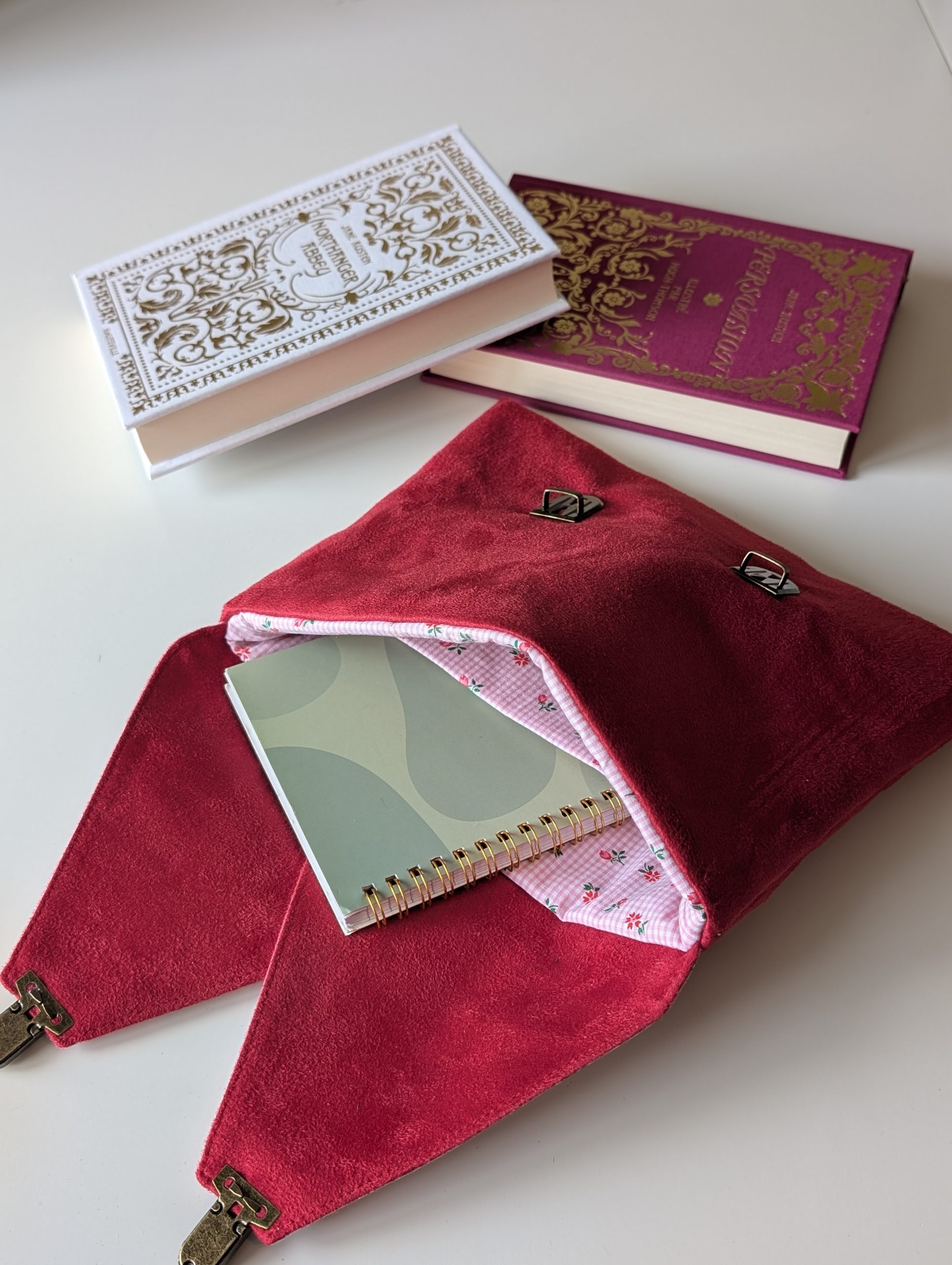 Sac-Pochette 2-en-1 — Suédine Rouge Passion & Vichy Fleuri – Image 2