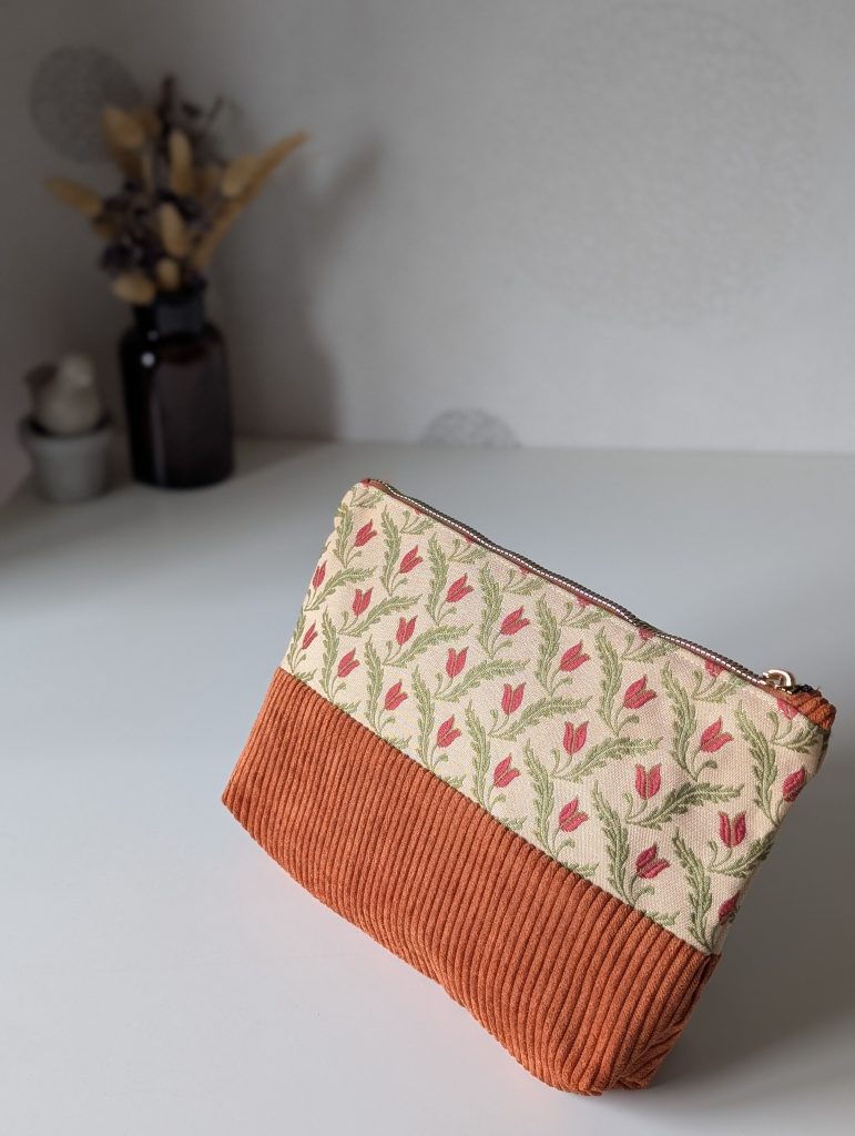 Pochette Zippée - Velours Rouille & Tulipes des Bois