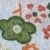 Fleurs vertes et oranges